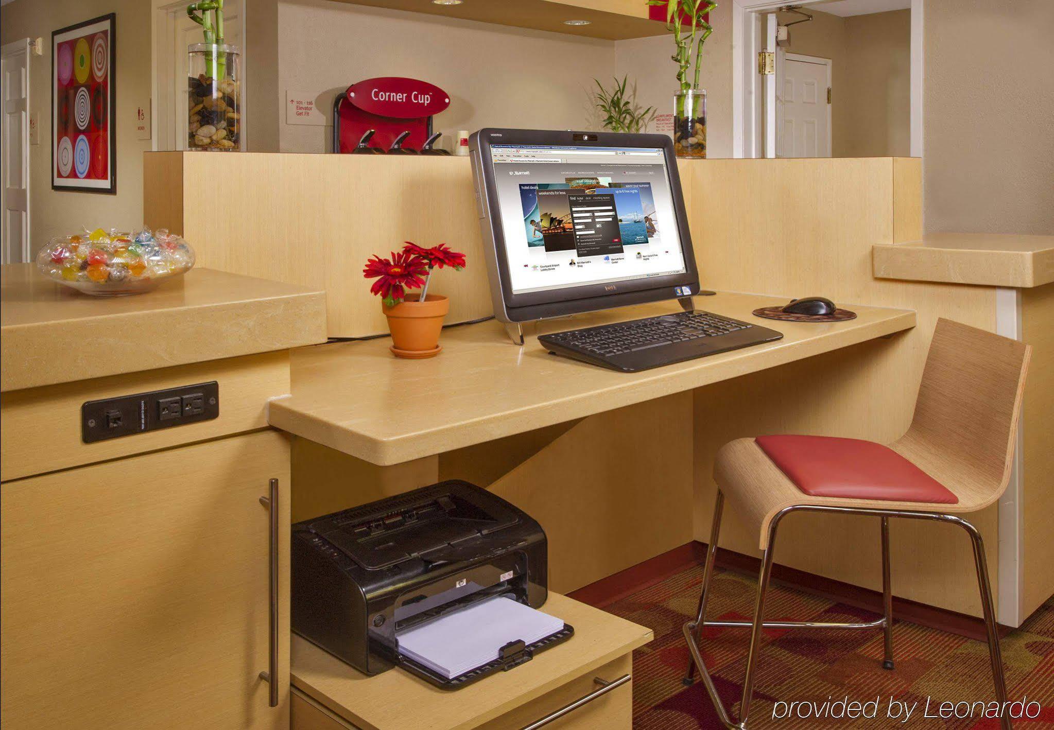 Sonesta Simply Suites Falls Church Buitenkant foto