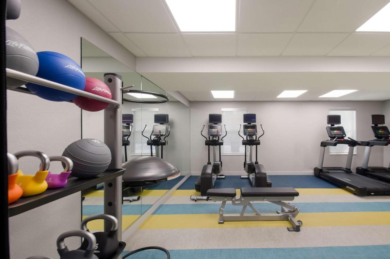 Sonesta Simply Suites Falls Church Buitenkant foto